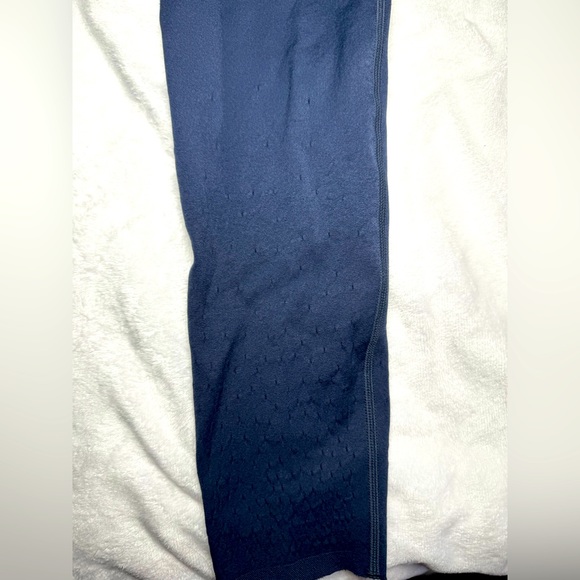 Fabletics High-Waisted SculptKnit® Dot Legging Size L - Picture 5 of 9